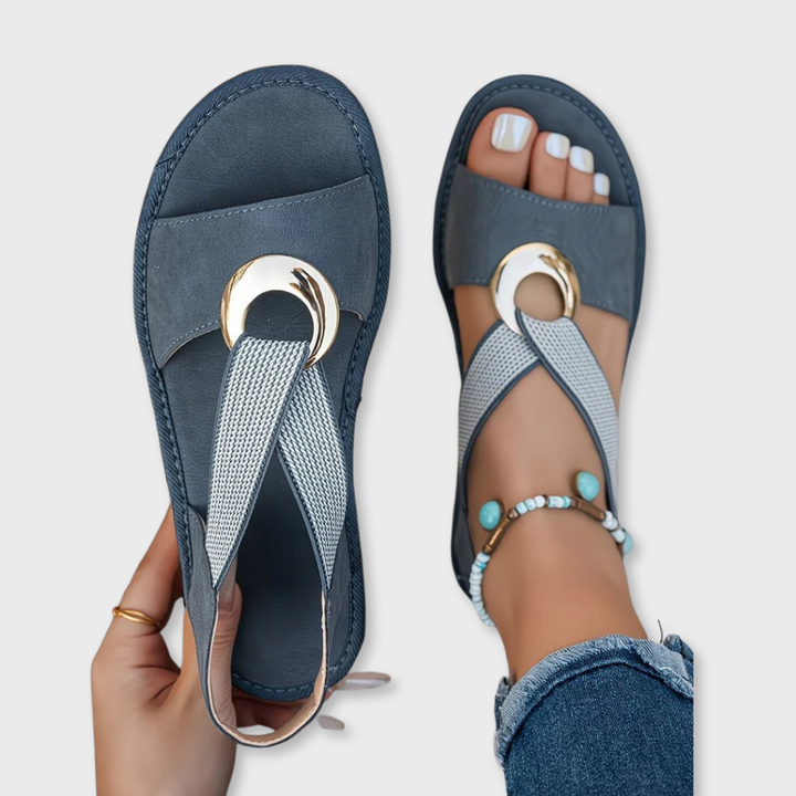 Émilie orthopedic sandals Céline de Montréal
