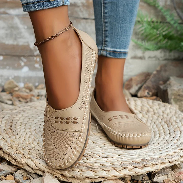 Desert Orthopedic Shoes — Céline de Montréal — view 5