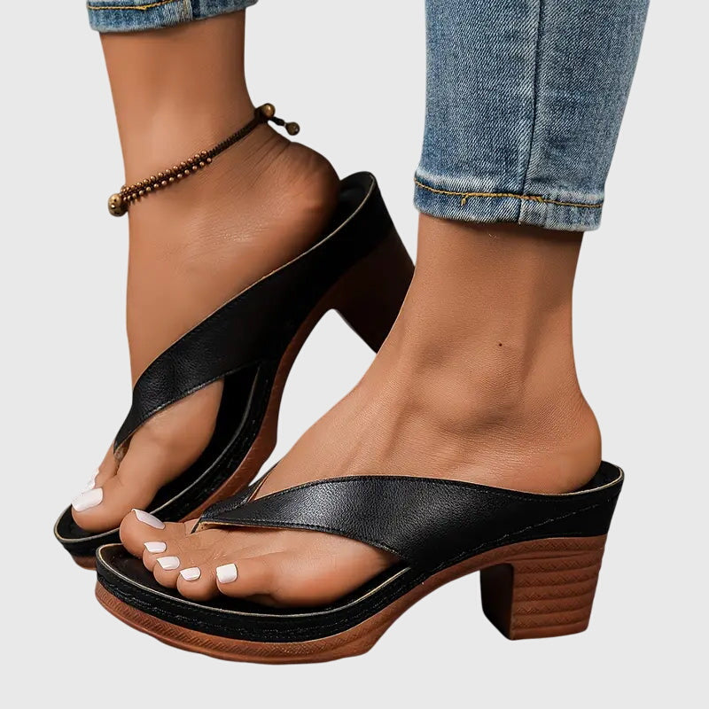 Diane orthopedic sandals Céline de Montréal
