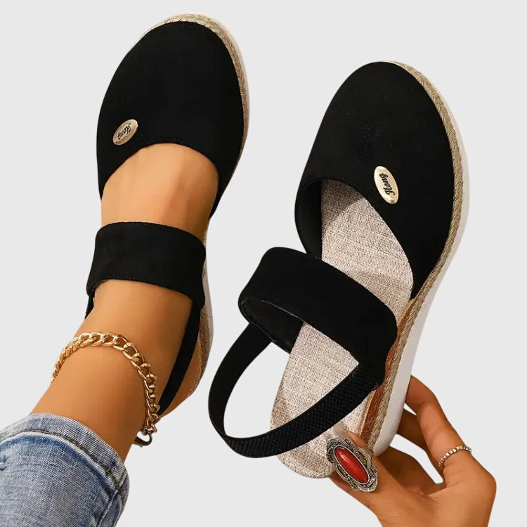 Vanessa orthopedic sandals Céline de Montréal