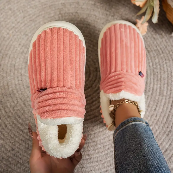 Nikky Slippers — Céline de Montréal