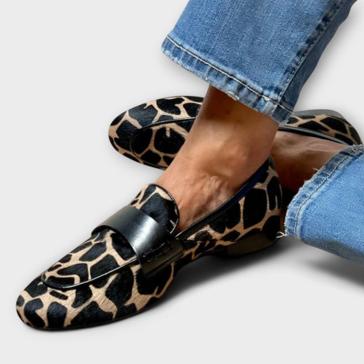 Tania Slippers — Céline de Montréal