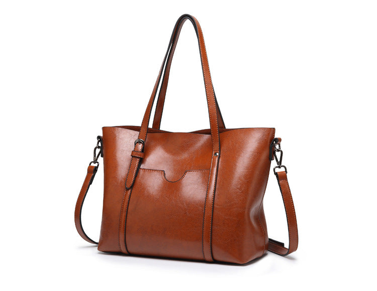 Laken Crossbody Bags — Céline de Montréal — view 10
