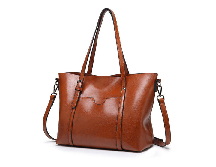 Laken Crossbody Bags — Céline de Montréal — view 10