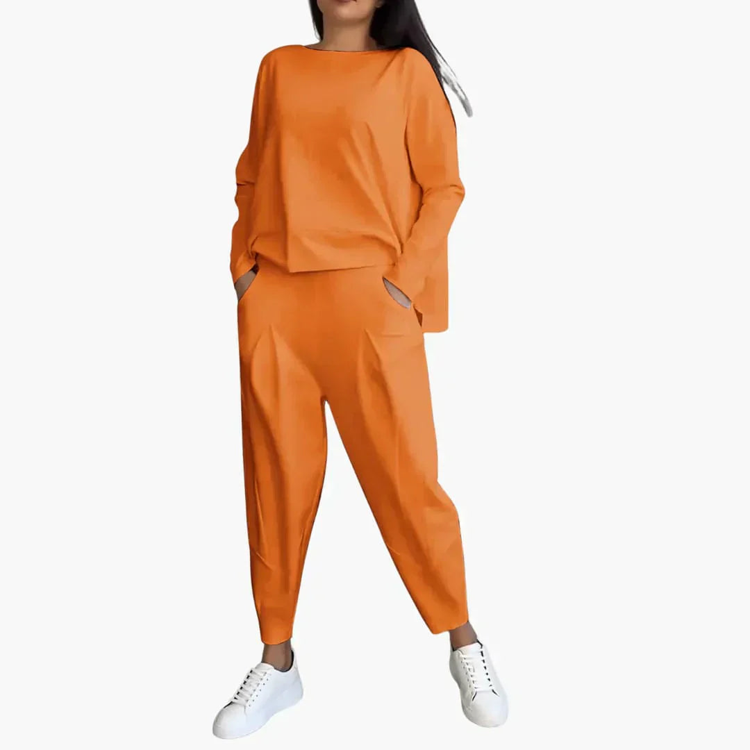 LuxeLounge Sweaters — Céline de Montréal — view 5