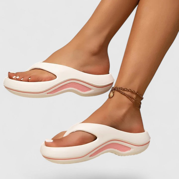 Constance orthopedic sandals Céline de Montréal