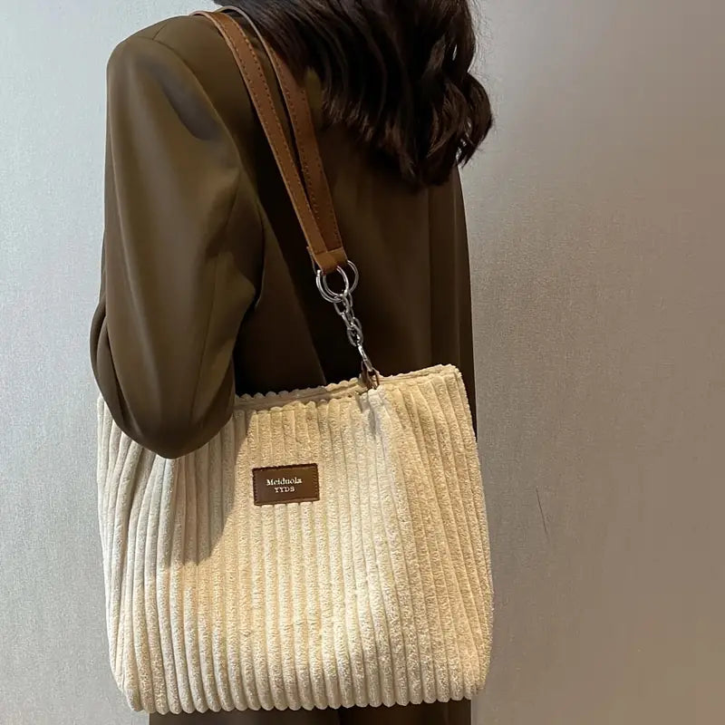 Onyx Tote Bags — Céline de Montréal — view 9