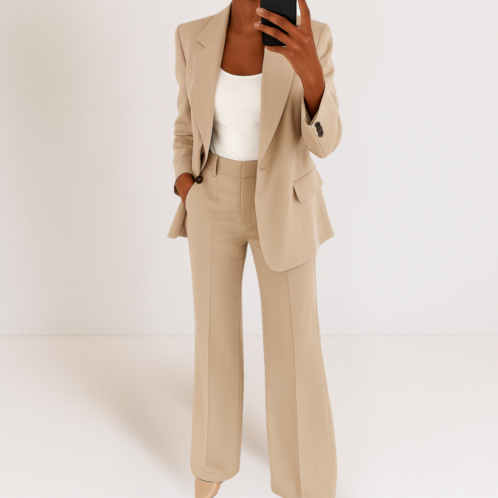Melynda Stylish Two-Part Suit Set Suits — Céline de Montréal — view 7
