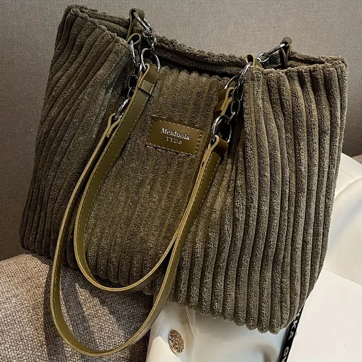 Onyx Tote Bags — Céline de Montréal — view 7