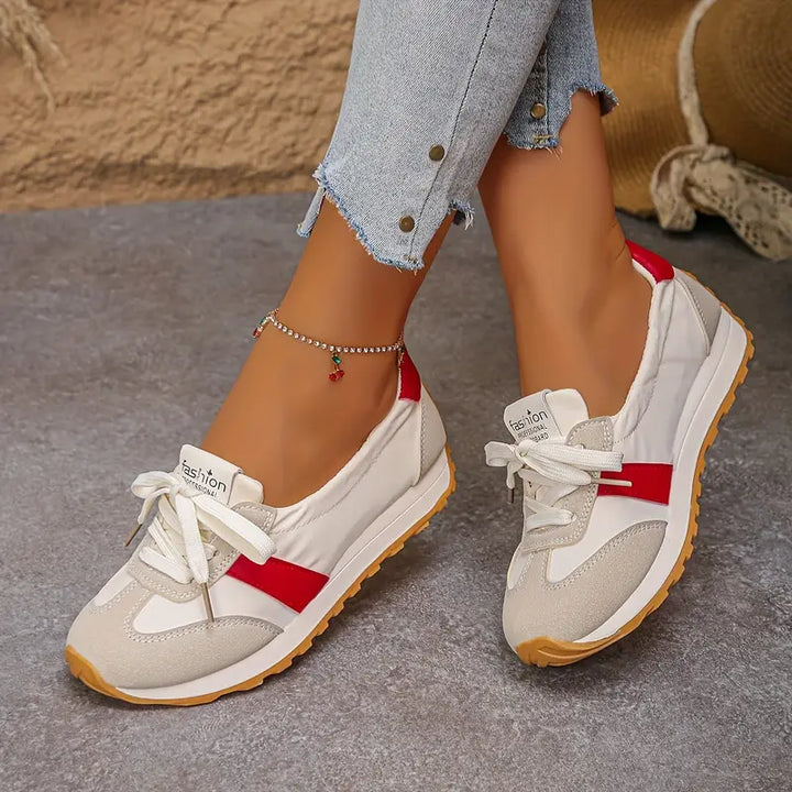 Helga – Orthopaedic Sneakers Orthopedic Sneakers — Céline de Montréal — view 3