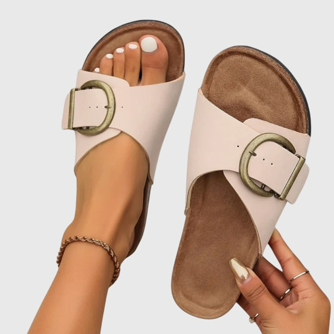 Fanny orthopedic sandals Céline de Montréal