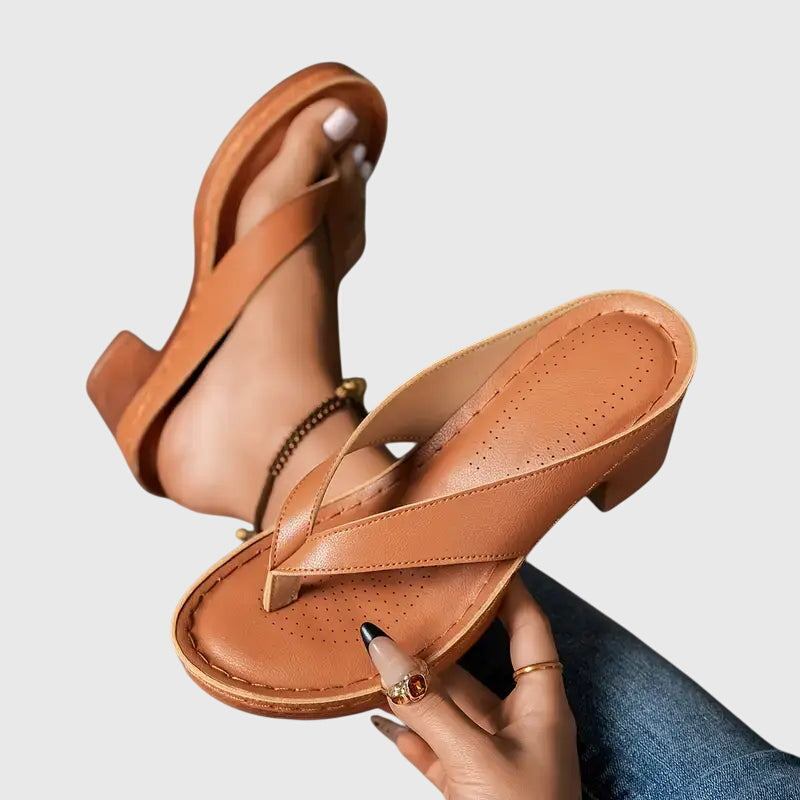 Diane orthopedic sandals Céline de Montréal