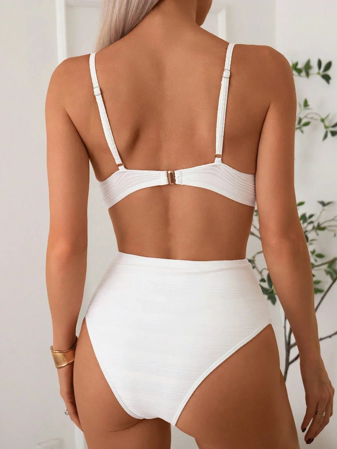 Sandra Bikinis — Céline de Montréal — view 2
