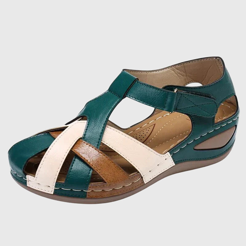 Brigitte orthopedic sandals Céline de Montréal
