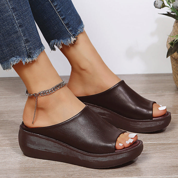 Elsie Orthopedic Sandals — Céline de Montréal — view 13