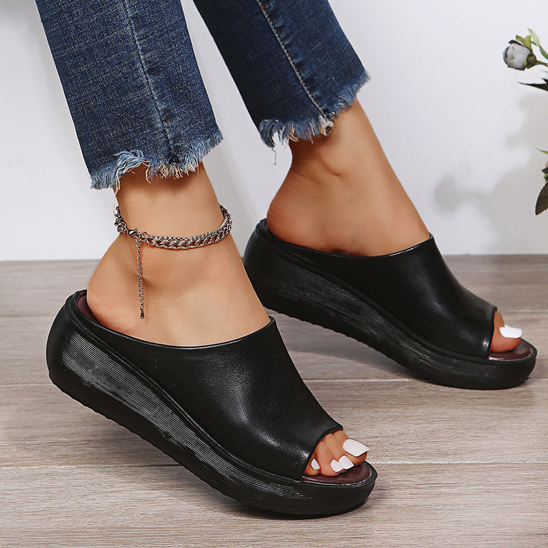 Elsie Orthopedic Sandals — Céline de Montréal — view 9