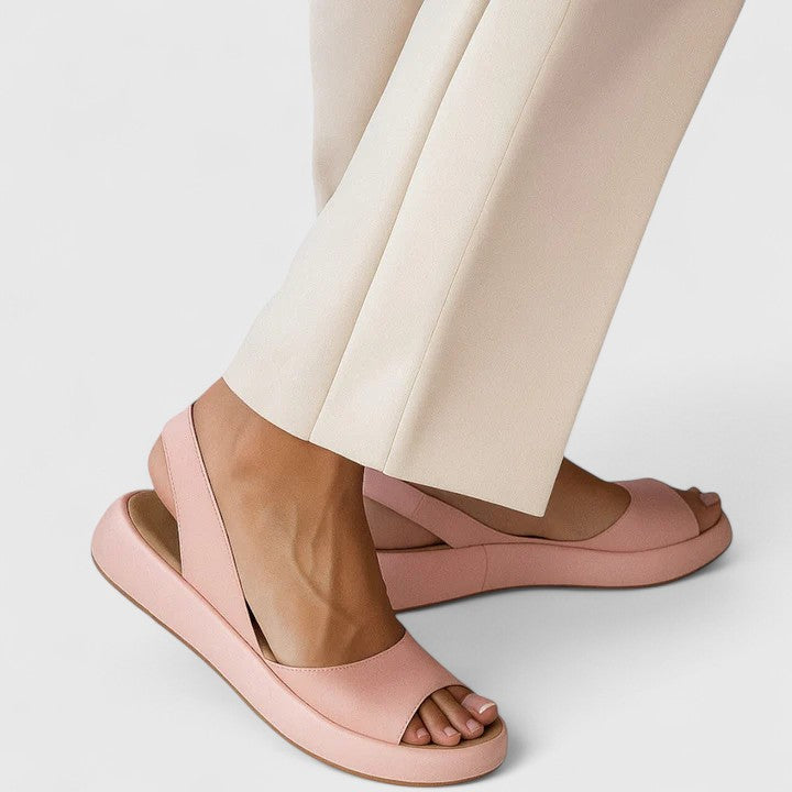 Colette orthopedic sandals Céline de Montréal