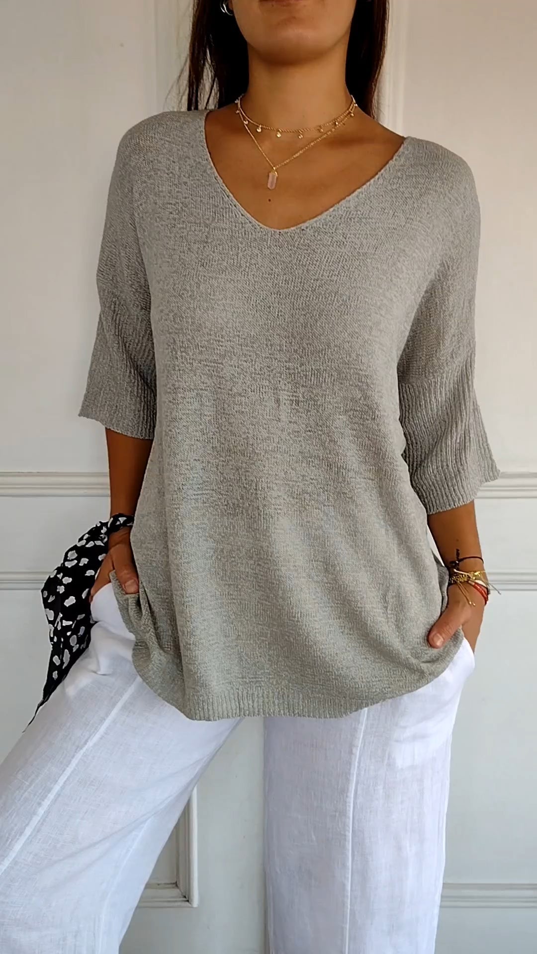 Lauren V-Neck Tops — Céline de Montréal — view 11