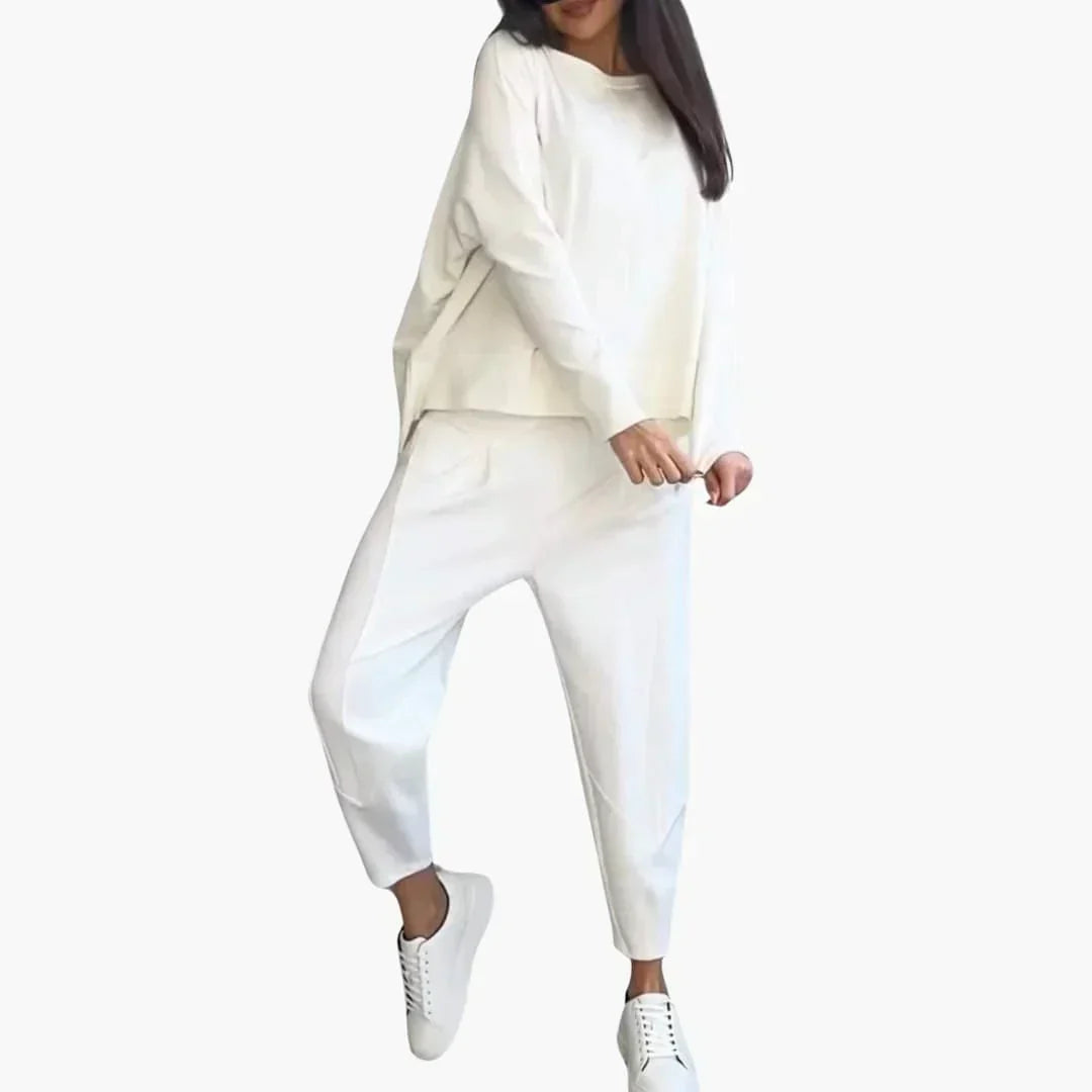 LuxeLounge Sweaters — Céline de Montréal — view 11