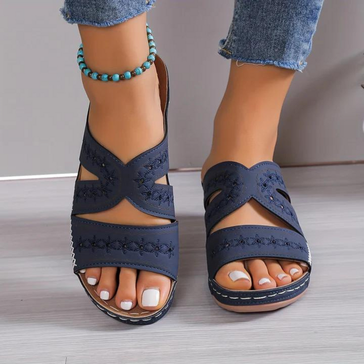 Emma's Orthopedic Sandals — Céline de Montréal — view 8