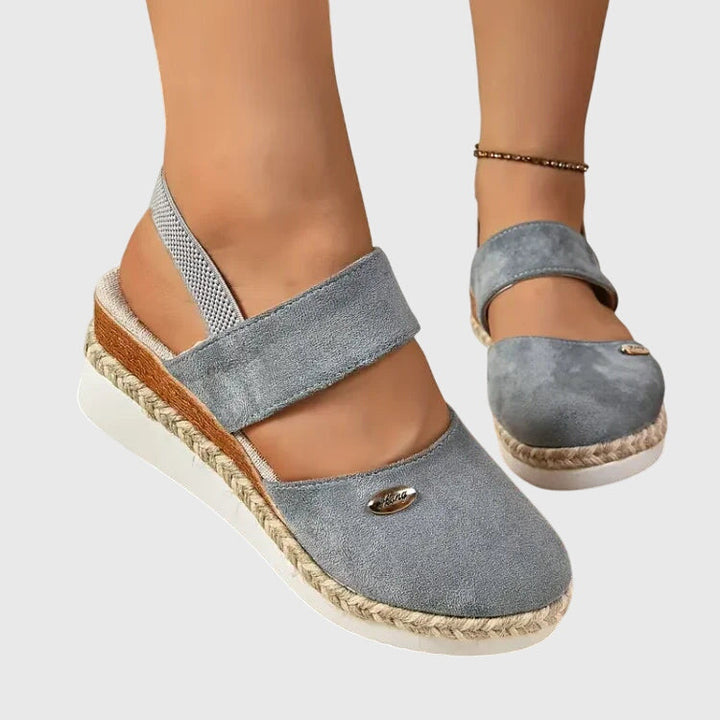 Vanessa orthopedic sandals Céline de Montréal