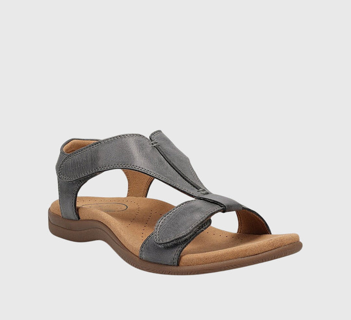 Marion orthopedic sandals Céline de Montréal