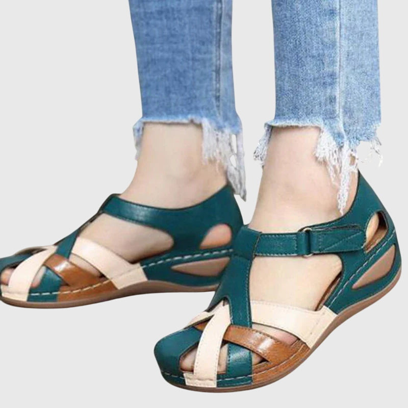 Brigitte orthopedic sandals Céline de Montréal