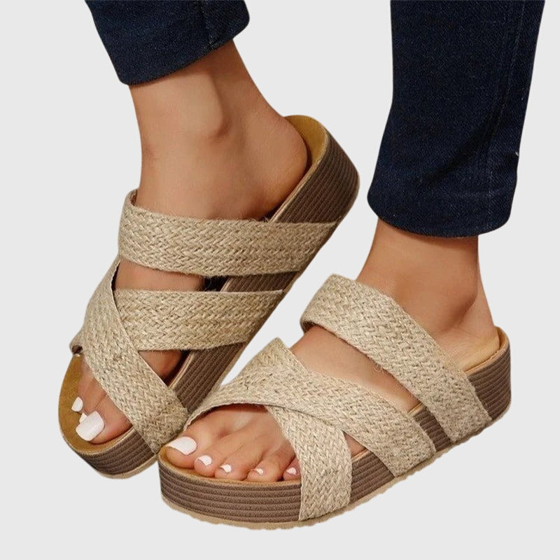 Sophie orthopedic sandals Céline de Montréal