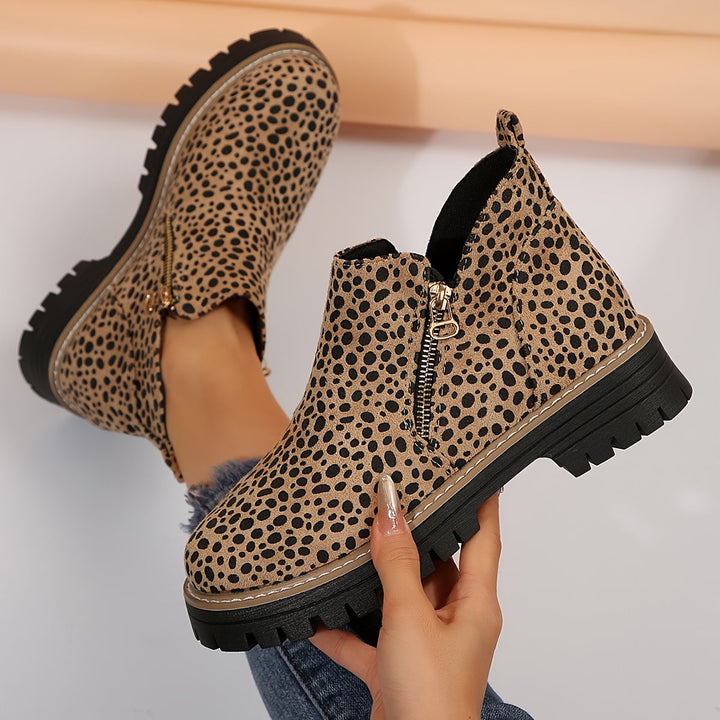 Raely Orthopedic Boots — Céline de Montréal — view 9