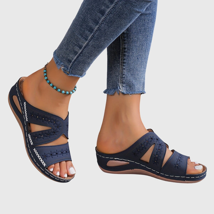 Noëlle orthopedic sandals Céline de Montréal