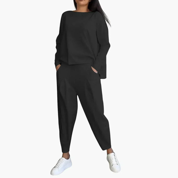 LuxeLounge Sweaters — Céline de Montréal — view 2