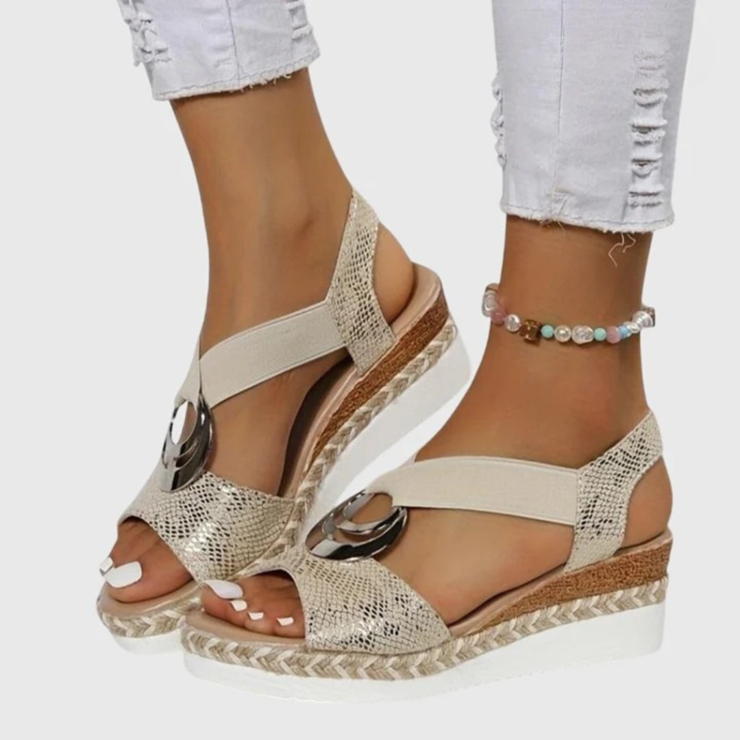 Olivia orthopedic sandals Céline de Montréal