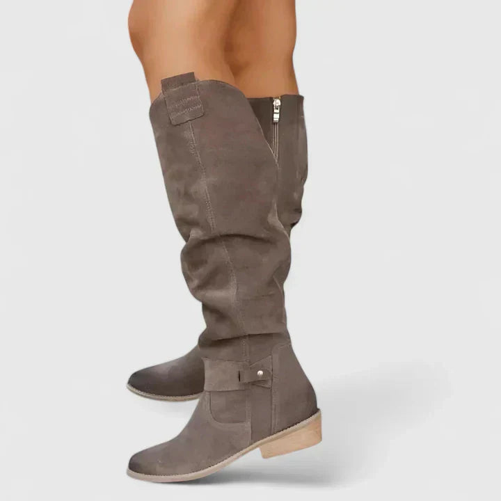 Ryzeliah Orthopedic Boots — Céline de Montréal — view 7