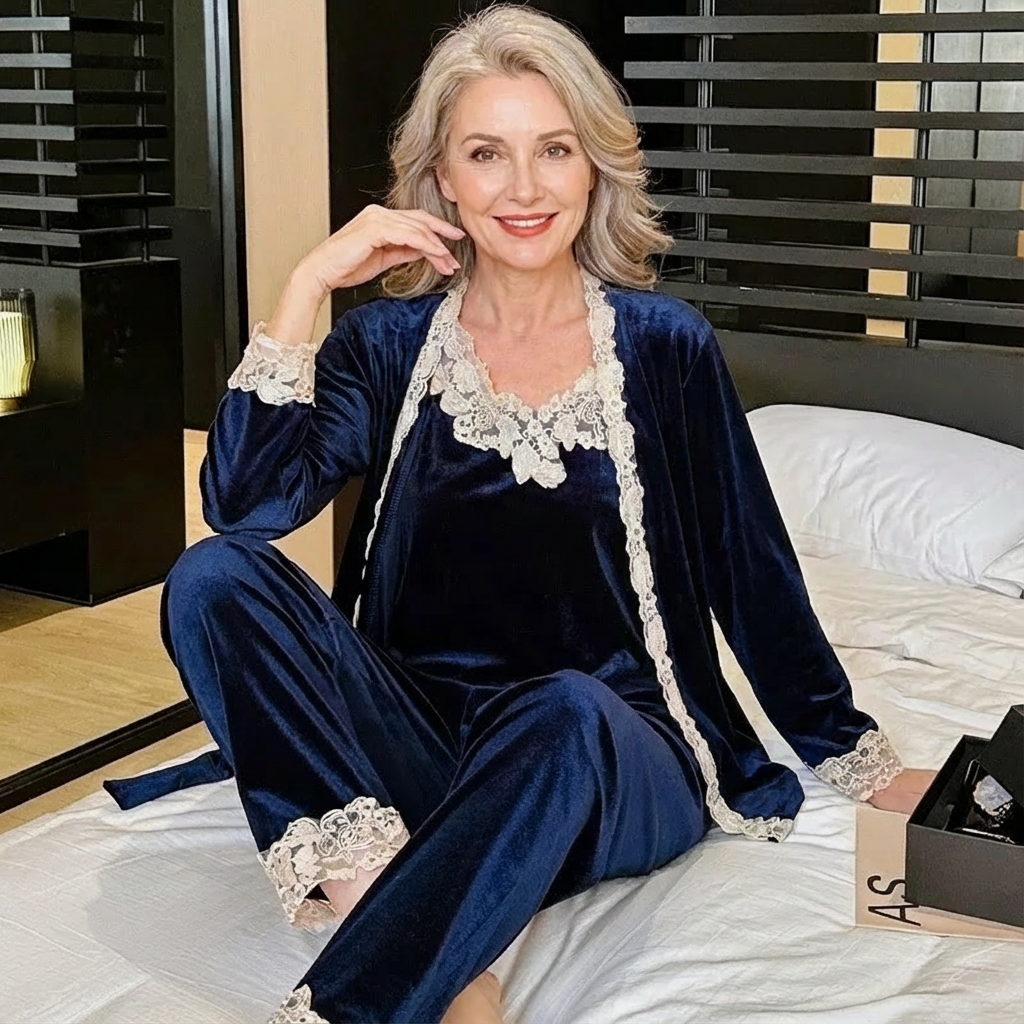 Sophia Sleepwear — Céline de Montréal — view 4