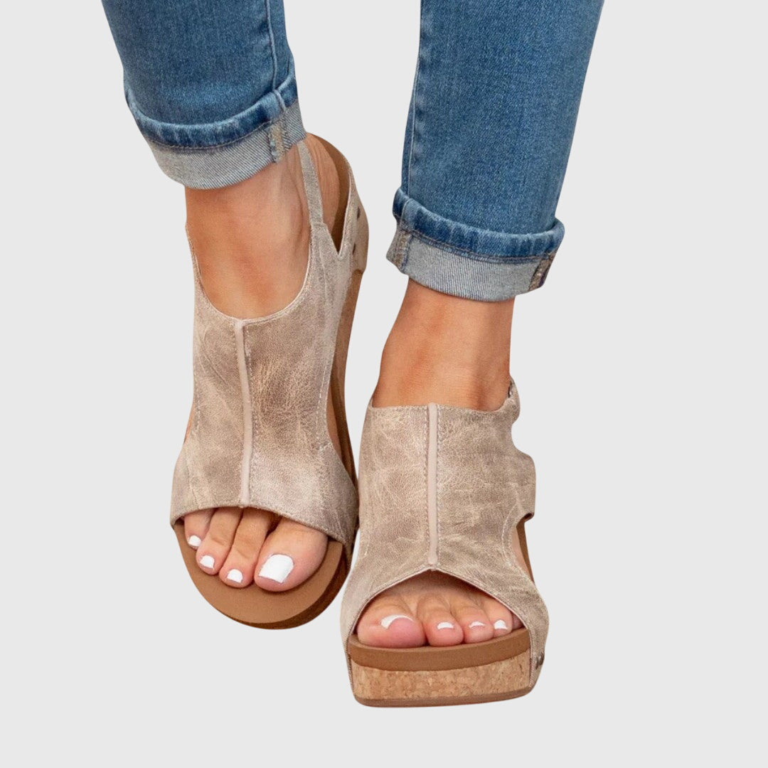 Adela Orthopedic Sandals — Céline de Montréal