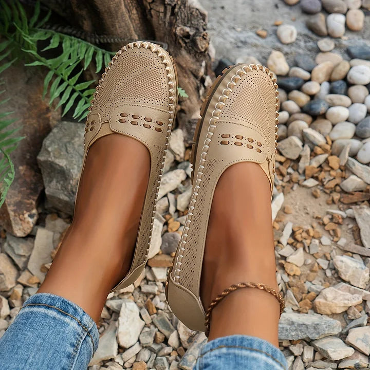 Desert Orthopedic Shoes — Céline de Montréal — view 6