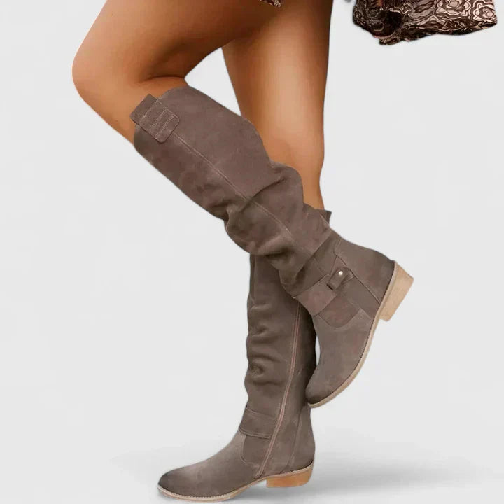 Ryzeliah Orthopedic Boots — Céline de Montréal — view 2