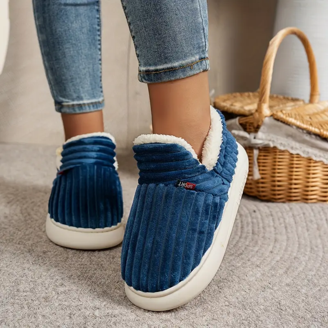 Nikky Slippers — Céline de Montréal — view 7