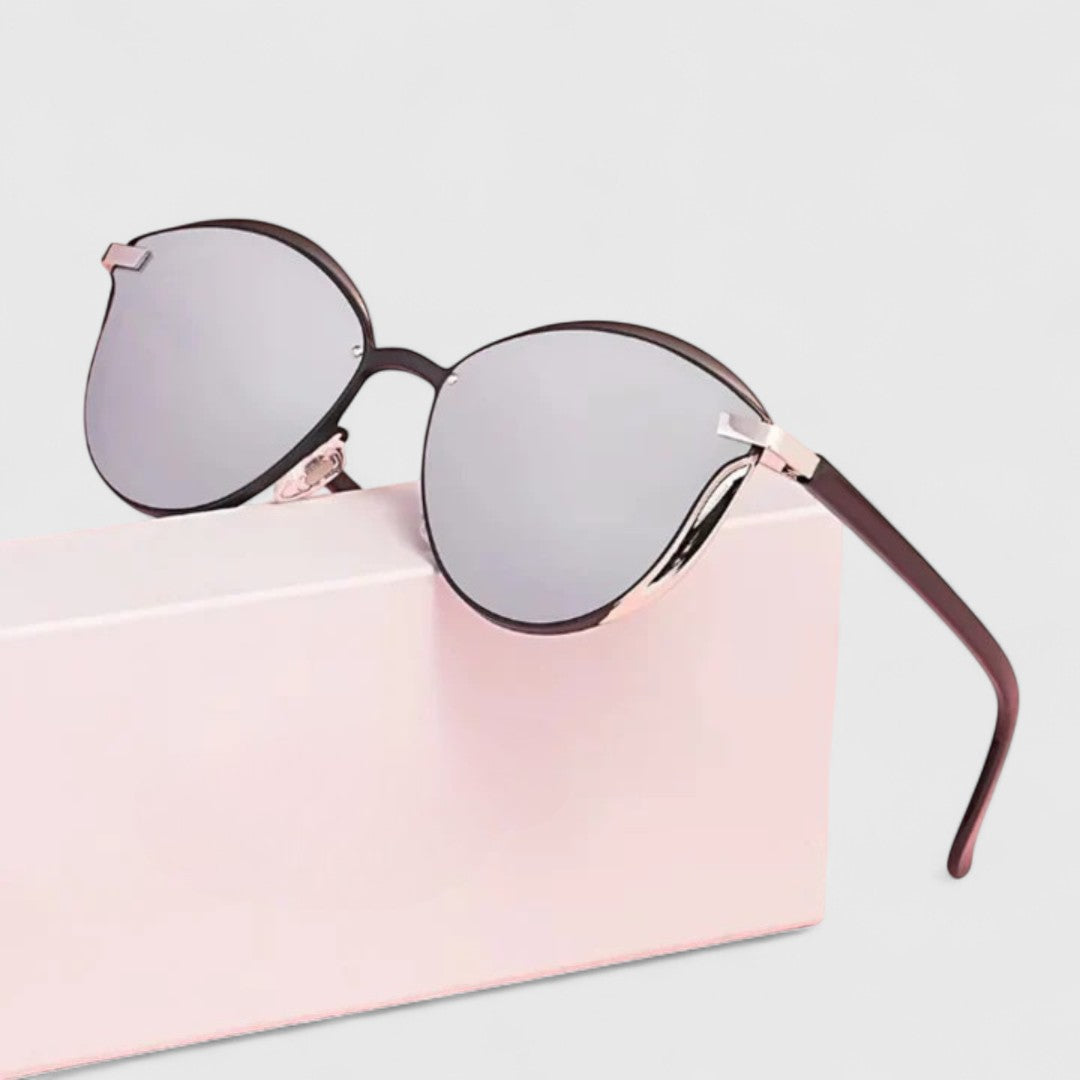 Preslee Sunglasses — Céline de Montréal — view 7