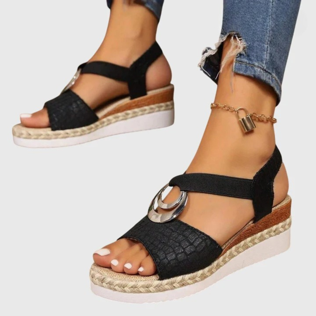 Olivia orthopedic sandals Céline de Montréal