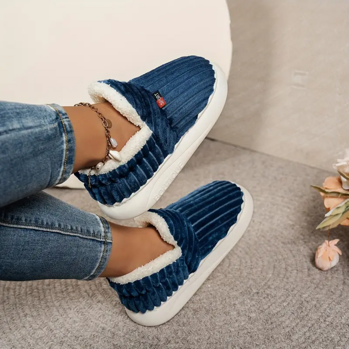 Nikky Slippers — Céline de Montréal — view 8