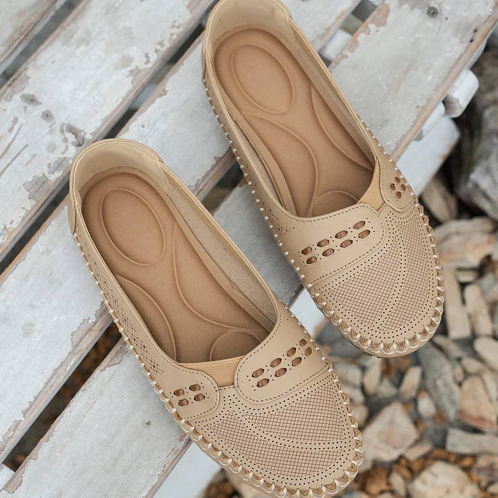 Desert Orthopedic Shoes — Céline de Montréal — view 7