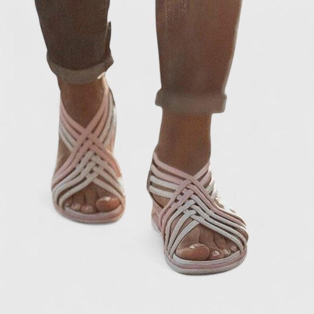 Clara orthopedic sandals Céline de Montréal