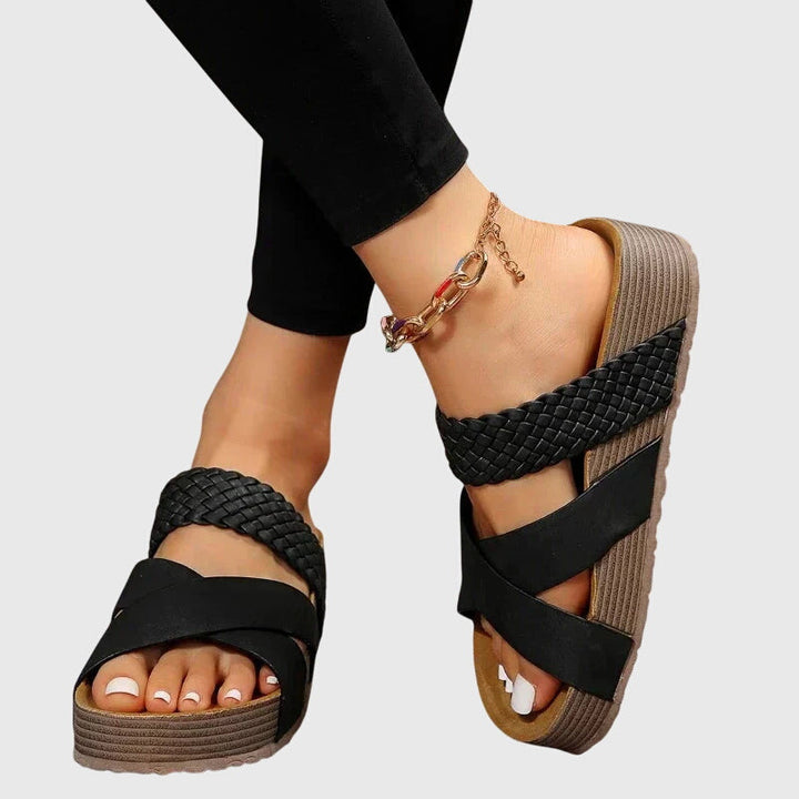 Sophie orthopedic sandals Céline de Montréal
