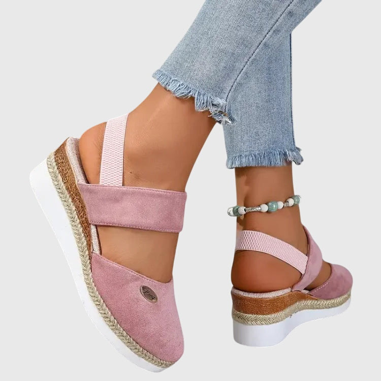 Vanessa orthopedic sandals Céline de Montréal
