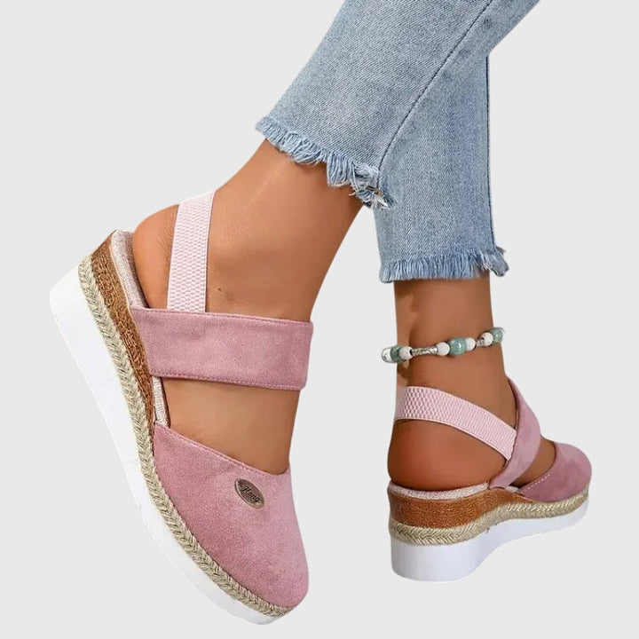 Vanessa orthopedic sandals Céline de Montréal