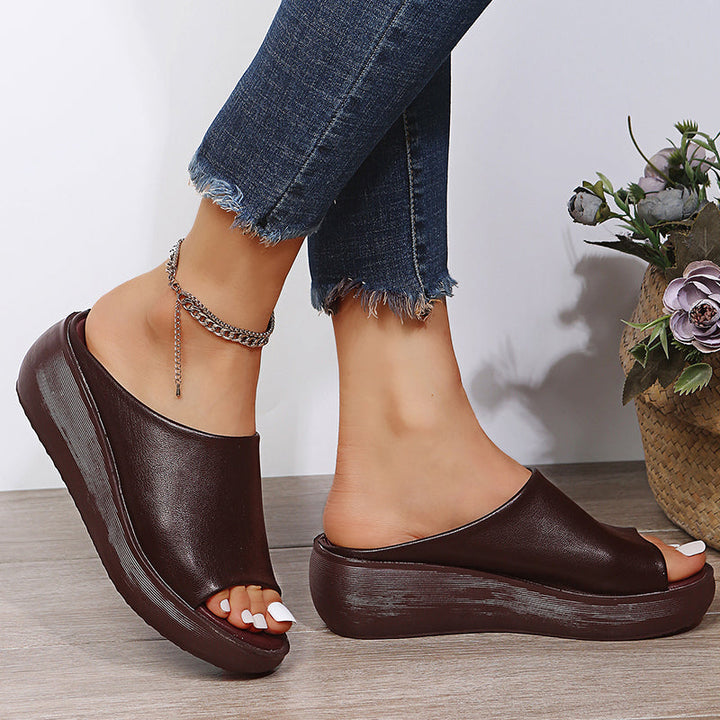 Elsie Orthopedic Sandals — Céline de Montréal — view 12