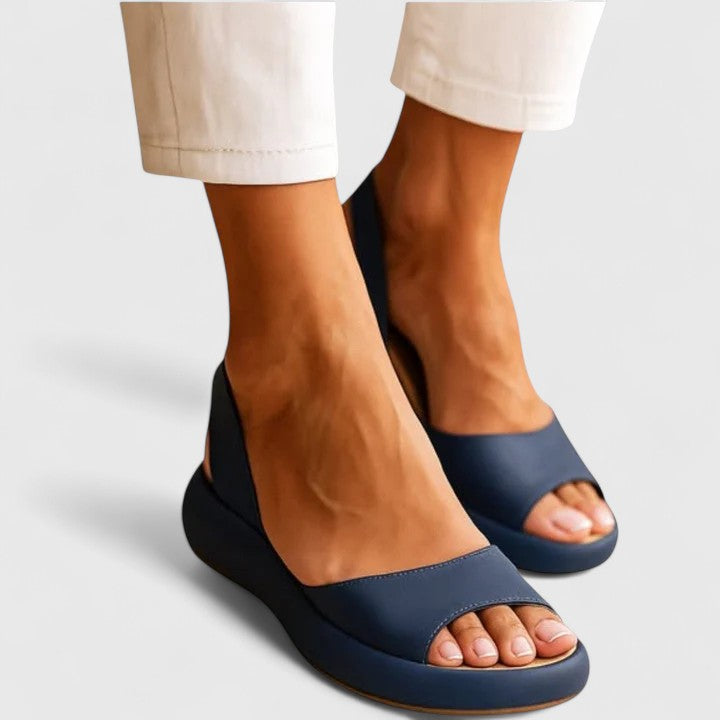 Colette orthopedic sandals Céline de Montréal
