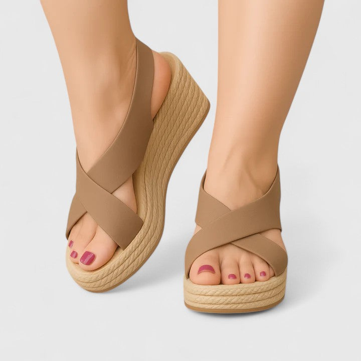 Geneviève orthopedic sandals Céline de Montréal