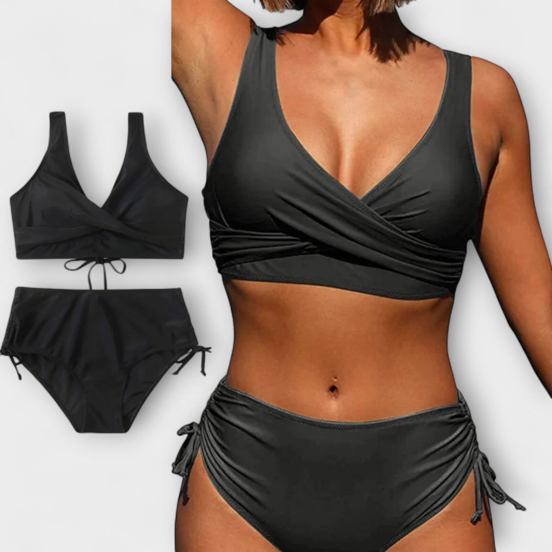 Moni women's swimwear Céline de Montréal